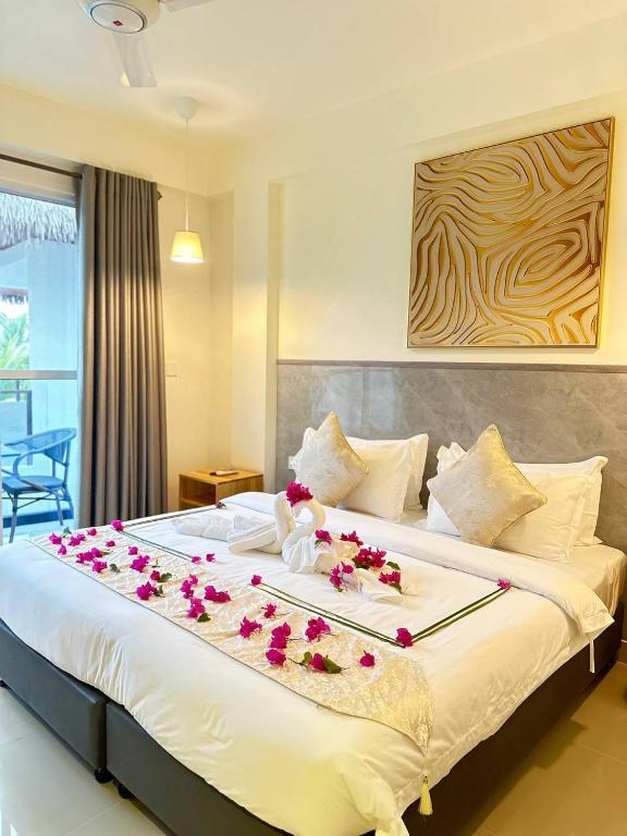 YUVi Blue Guesthouse at Himmafushi - 4